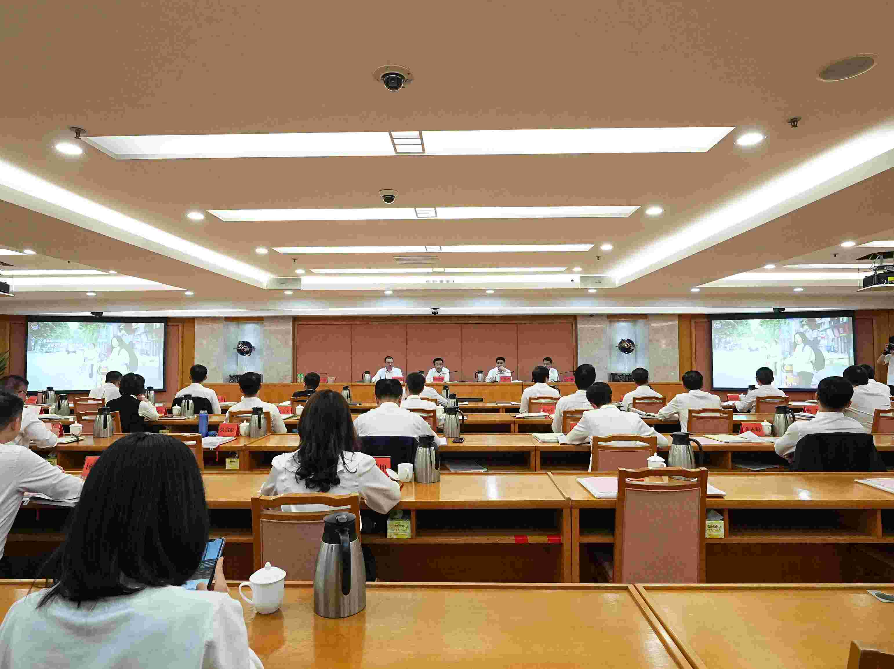 佛山市南海区党建引领、竞标争先</br>“创建熟人社区”示范工程推进会